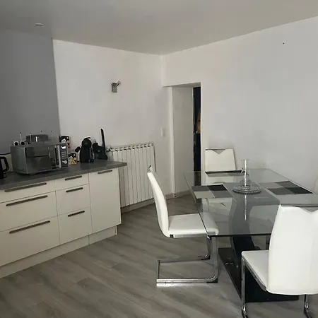 Maison De Village Avec Patio Σπίτι διακοπών *