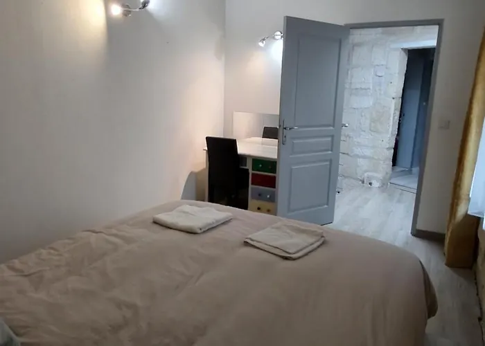 Maison De Village Avec Patio *